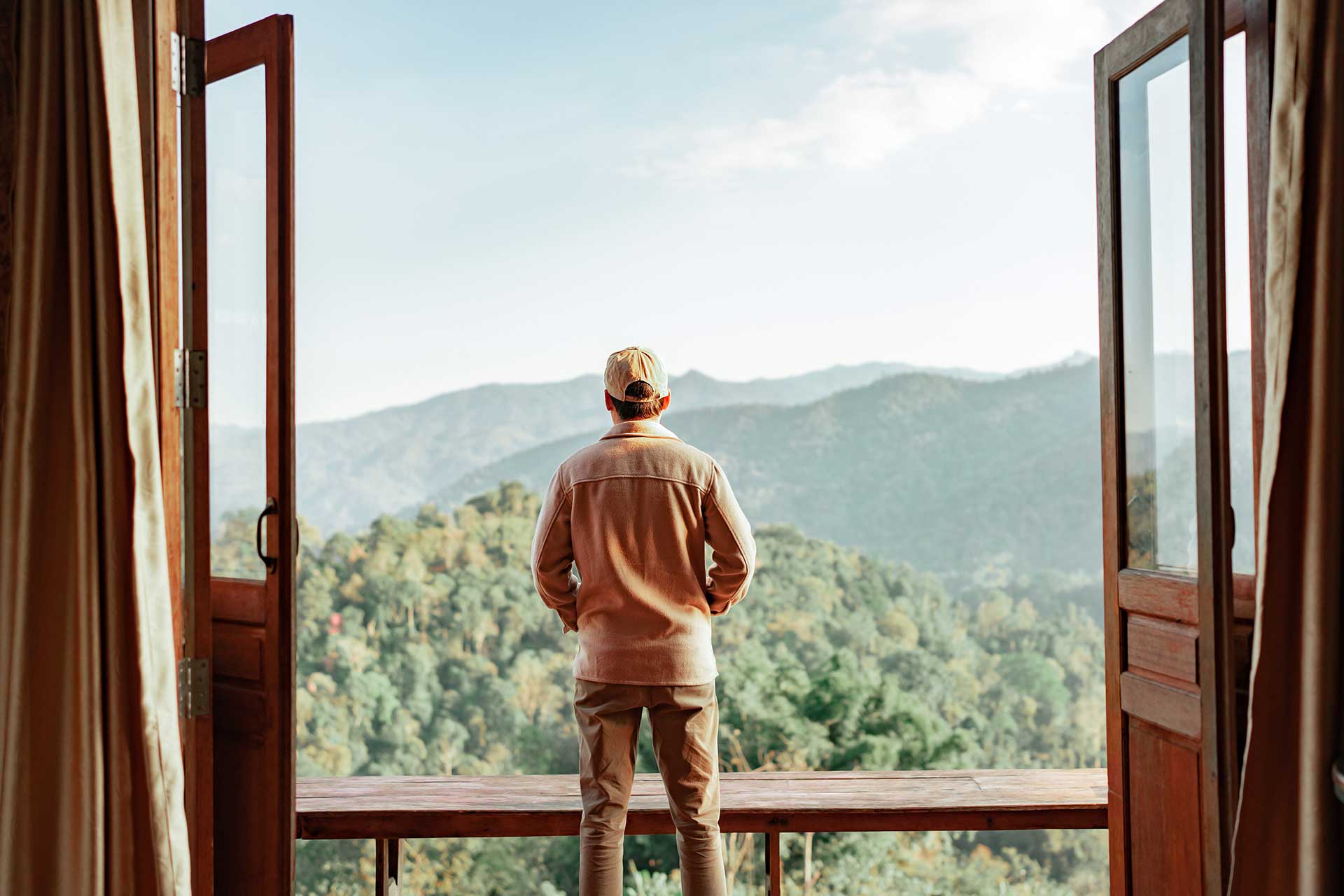 Mountain Hotels: Tranquil Escapes in Nature