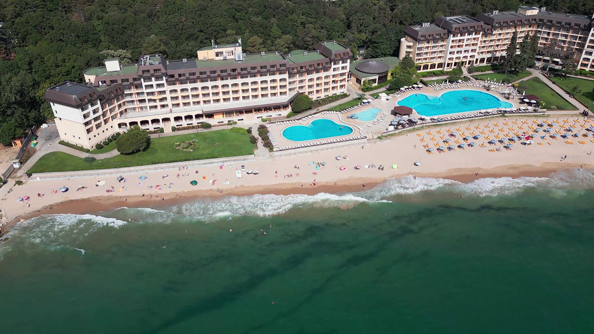 Resort Management: Ideal Management for Nature and Leisure